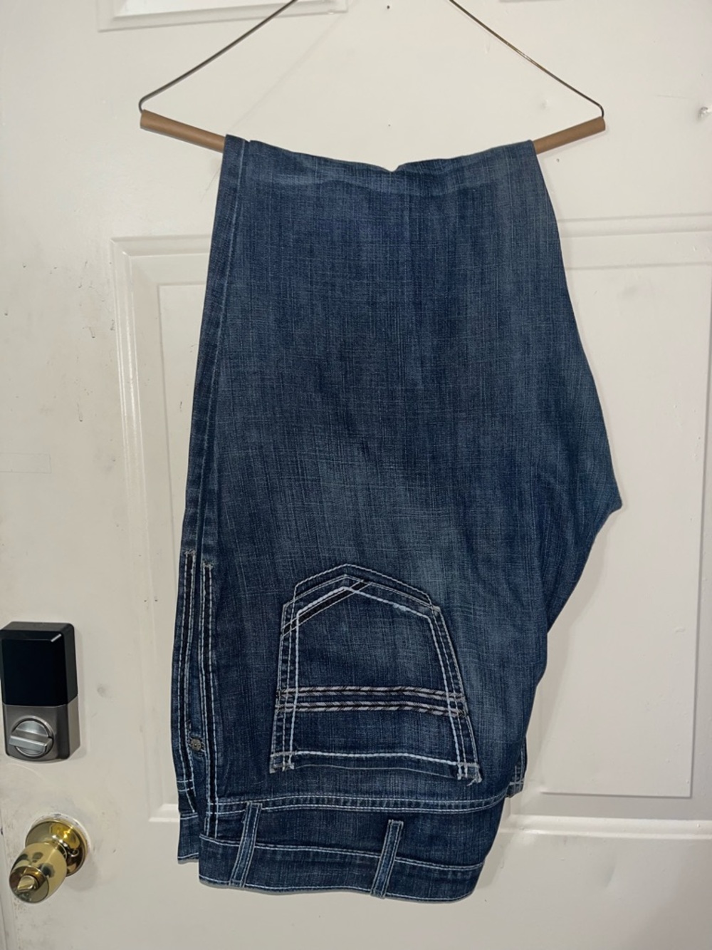 Cinch Men’s Indigo Bootcut Jeans with Contrast Stitching